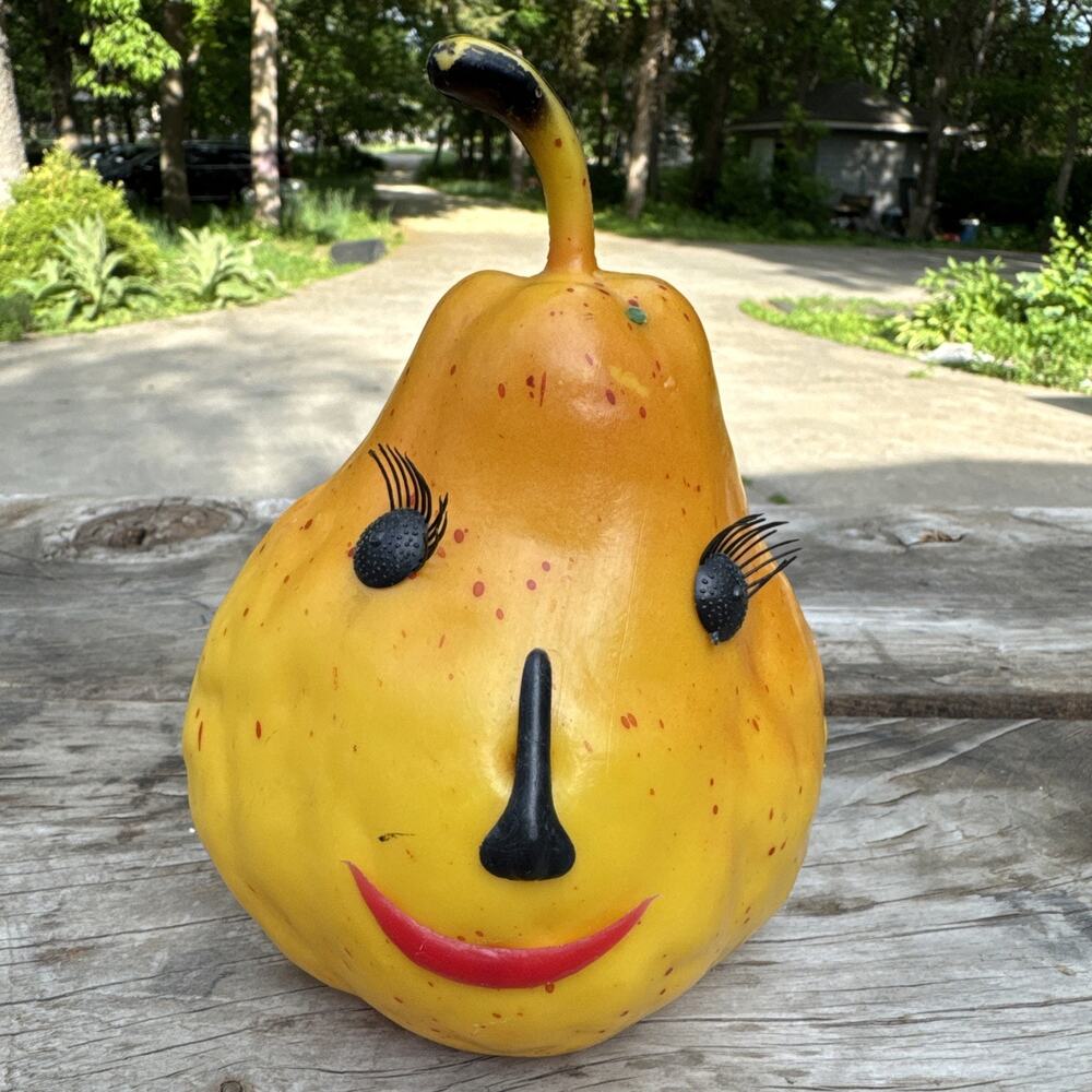 Vtg Reliance Pricilla Pear Savings Bank Plastic Kitsch Anthropomorphic Hong Kong